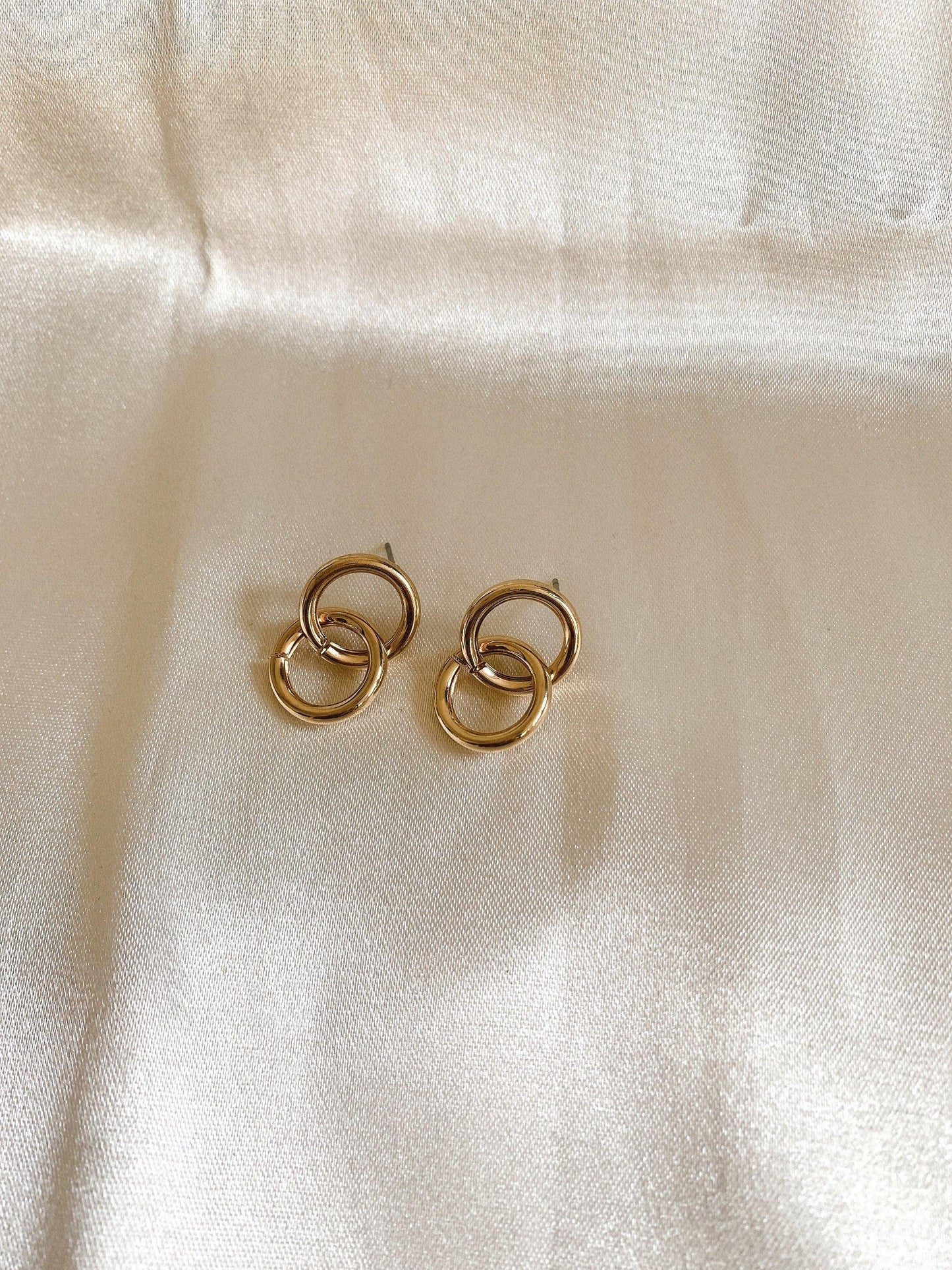 Infinity hoops - babysaint